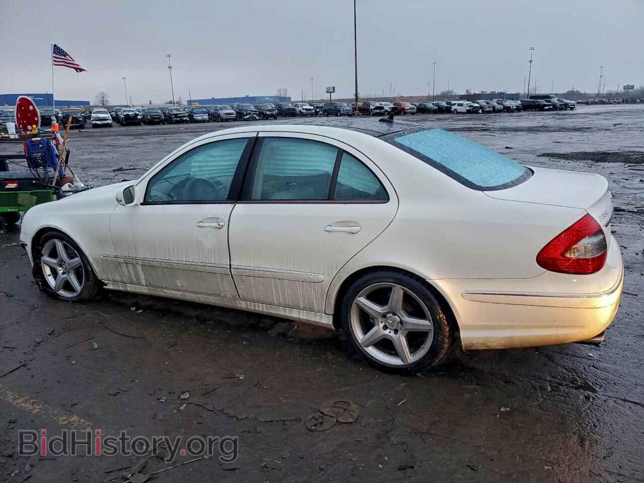 2009 MERCEDES-BENZ E-CLASS - VIN: WDBUF56X29B396076 - Фото 2