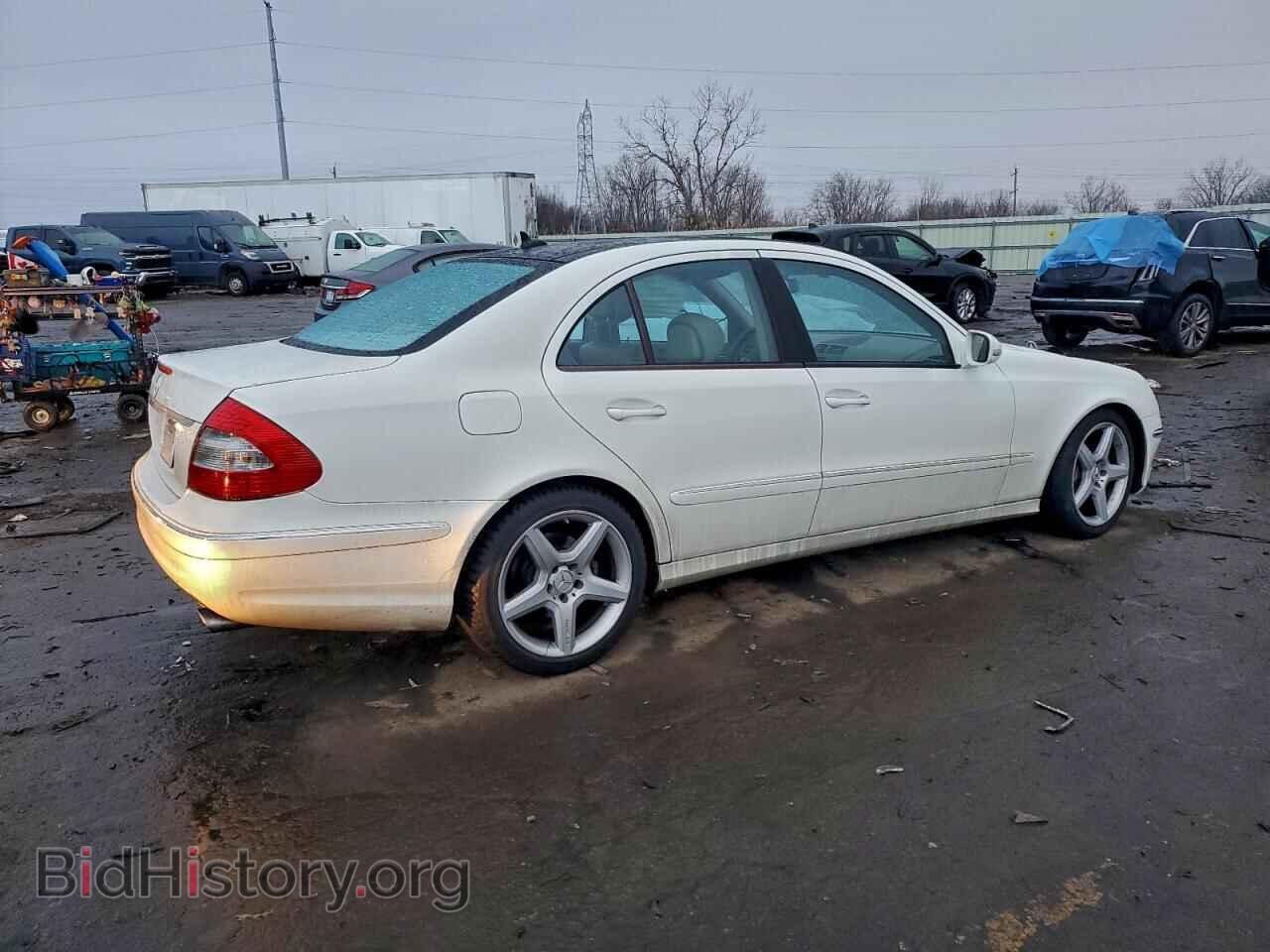 2009 MERCEDES-BENZ E-CLASS - VIN: WDBUF56X29B396076 - Фото 3