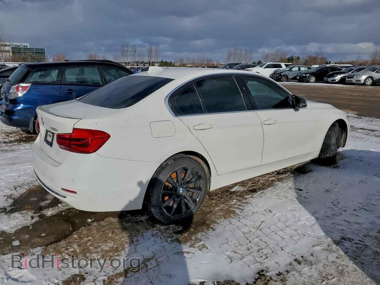 2017 BMW 3 SERIES - VIN: WBA8D9C3XHA011656 - Фото 3