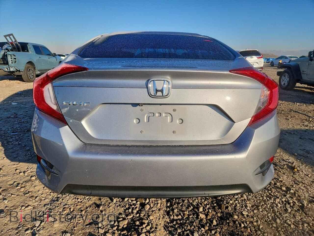 2018 HONDA CIVIC - VIN: 19XFC2F55JE010628 - Фото 6