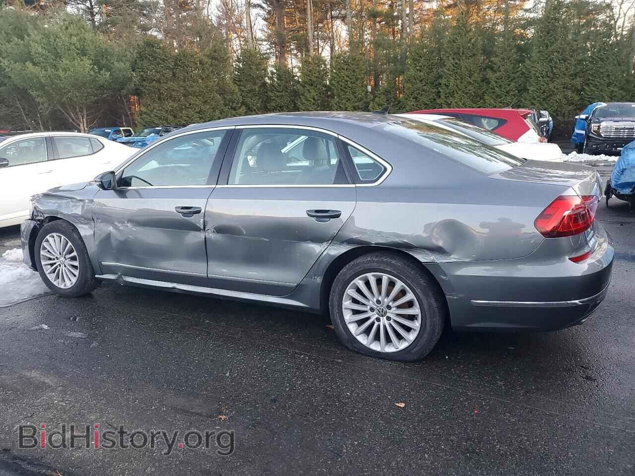 2017 VOLKSWAGEN PASSAT - VIN: 1VWBT7A34HC059299 - Фото 2