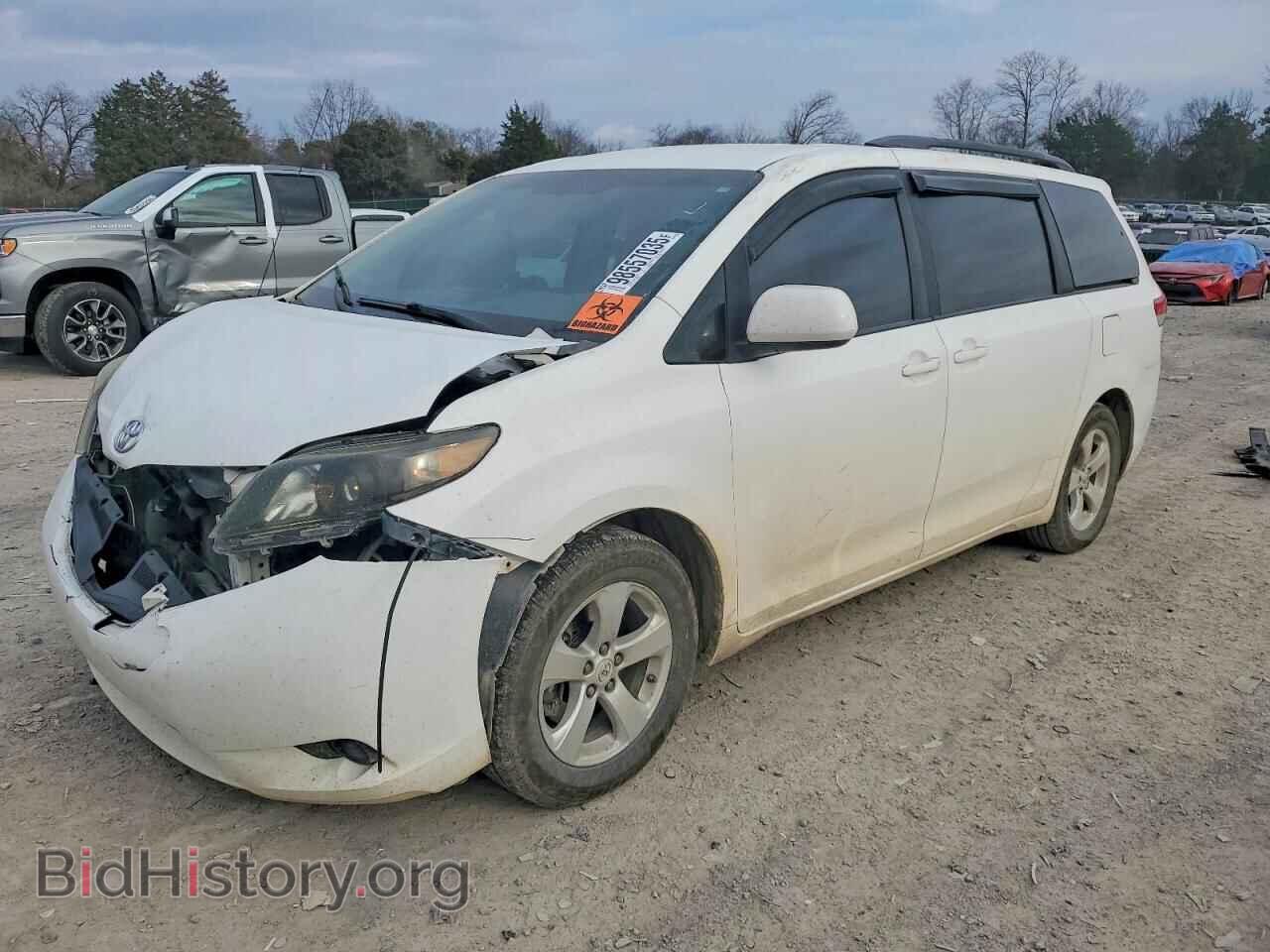 Photo 5TDKK3DC0BS037607 - TOYOTA All Models 2011