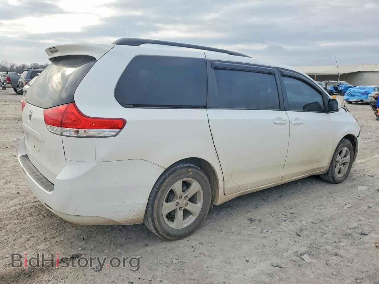 2011 TOYOTA All Models - VIN: 5TDKK3DC0BS037607 - Photo 3