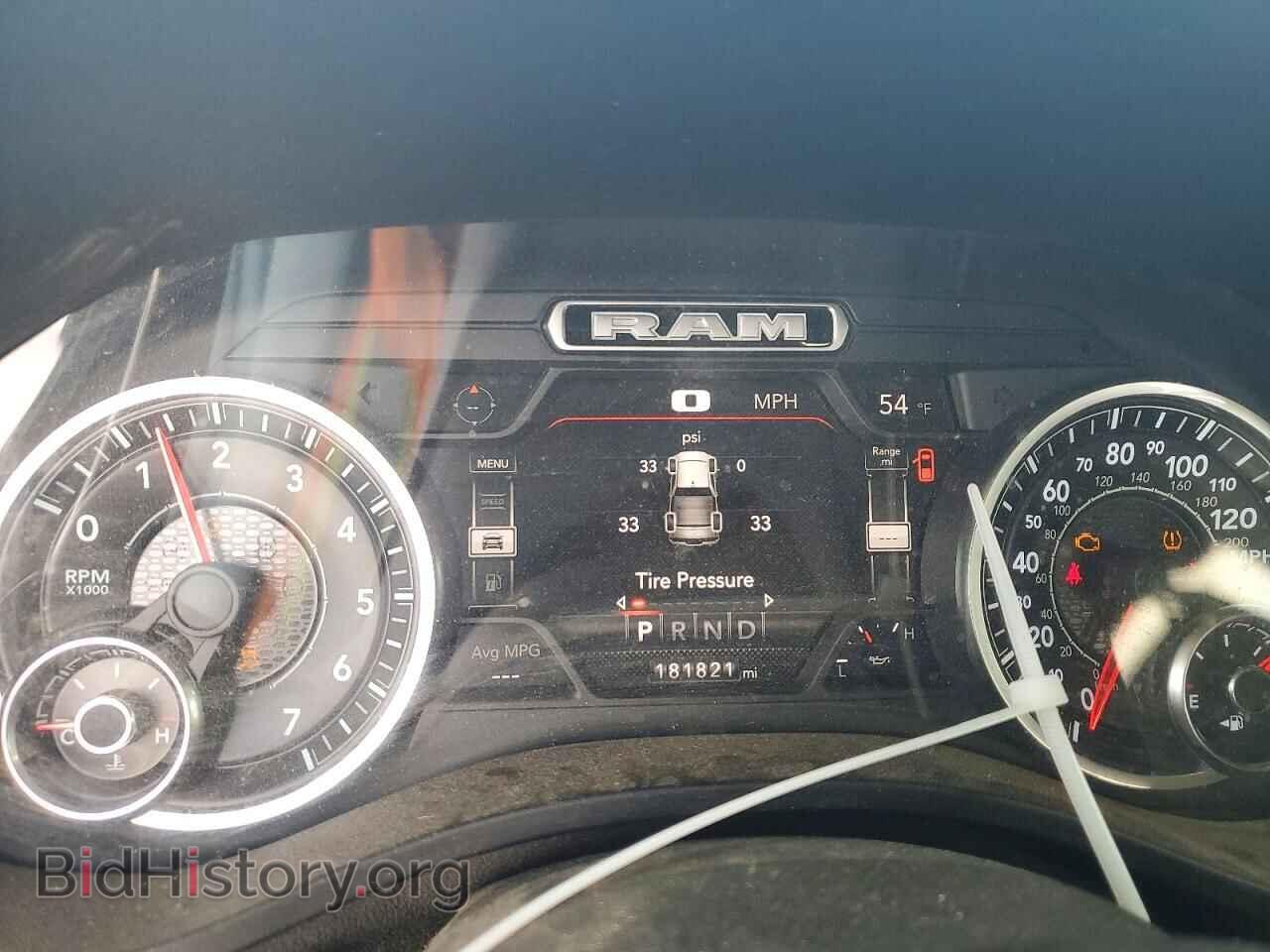 2020 RAM 1500 - VIN: 1C6SRFJT2LN242409 - Фото 9