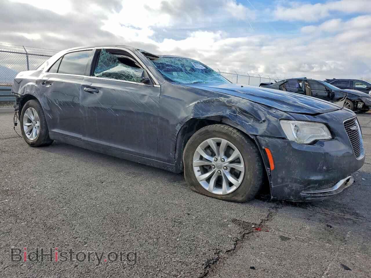 2015 CHRYSLER 300 - VIN: 2C3CCAAG0FH881636 - Фото 4