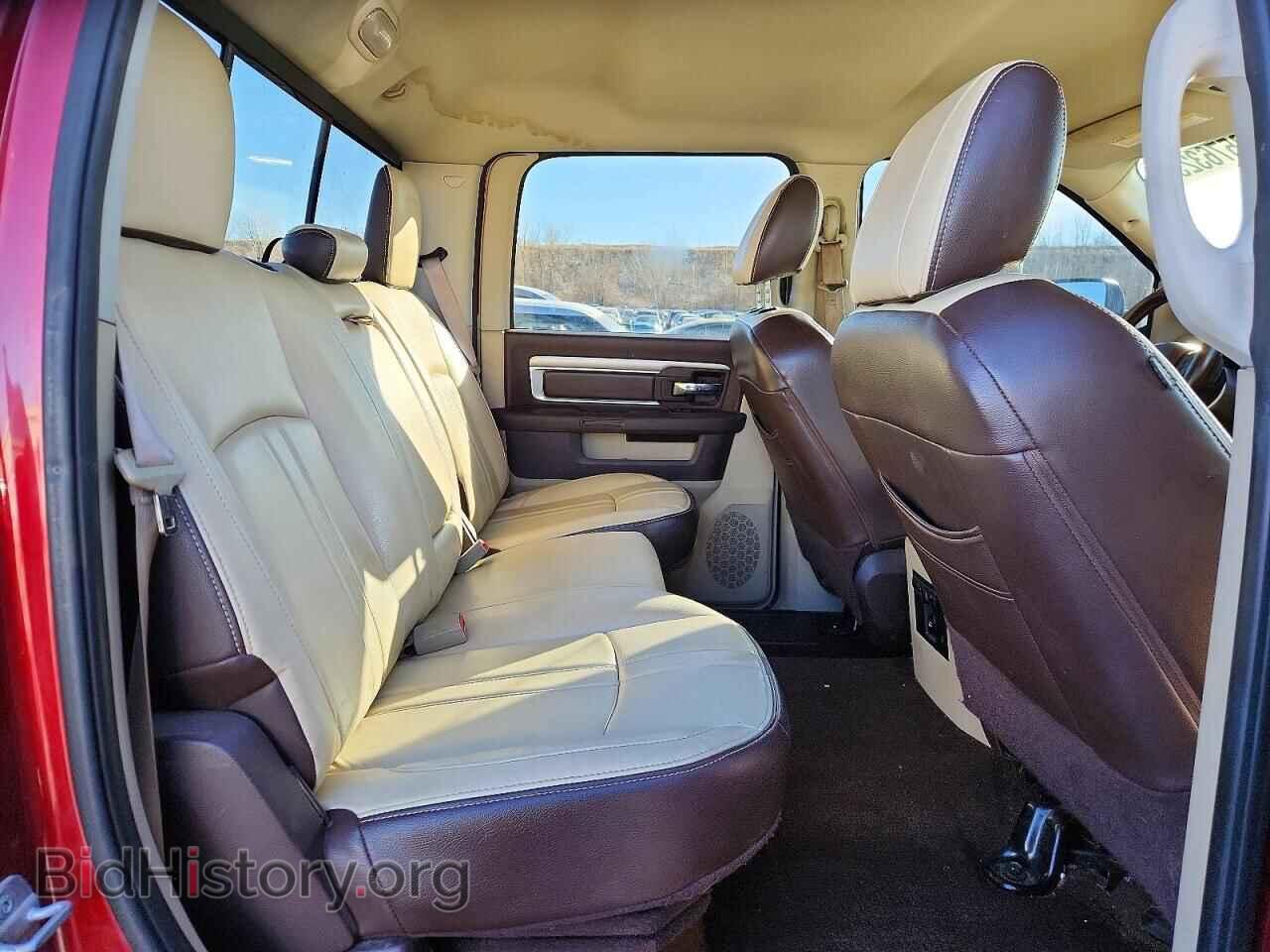 2014 RAM All Models - VIN: 3C6UR5DL6EG129511 - Photo 10