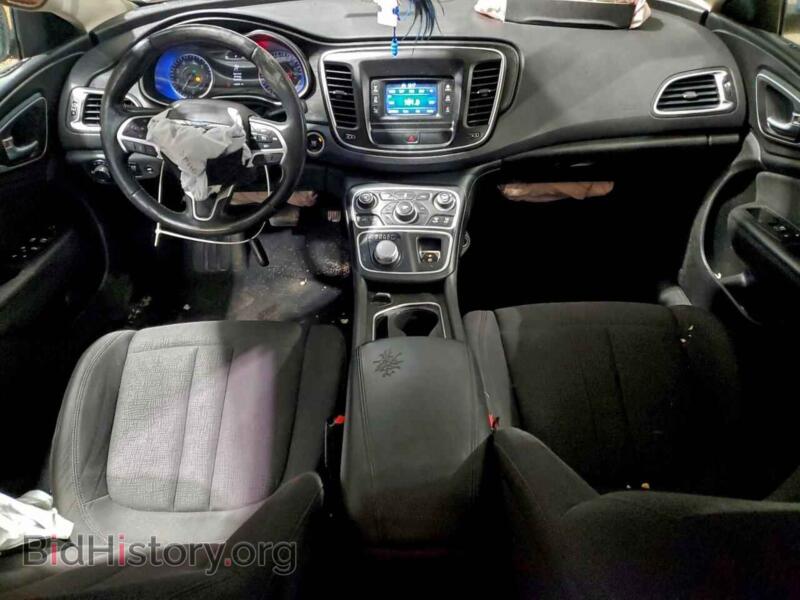 2015 Chrysler 200 (VIN 1C3CCCAB6FN637951) — photo 8 of 14