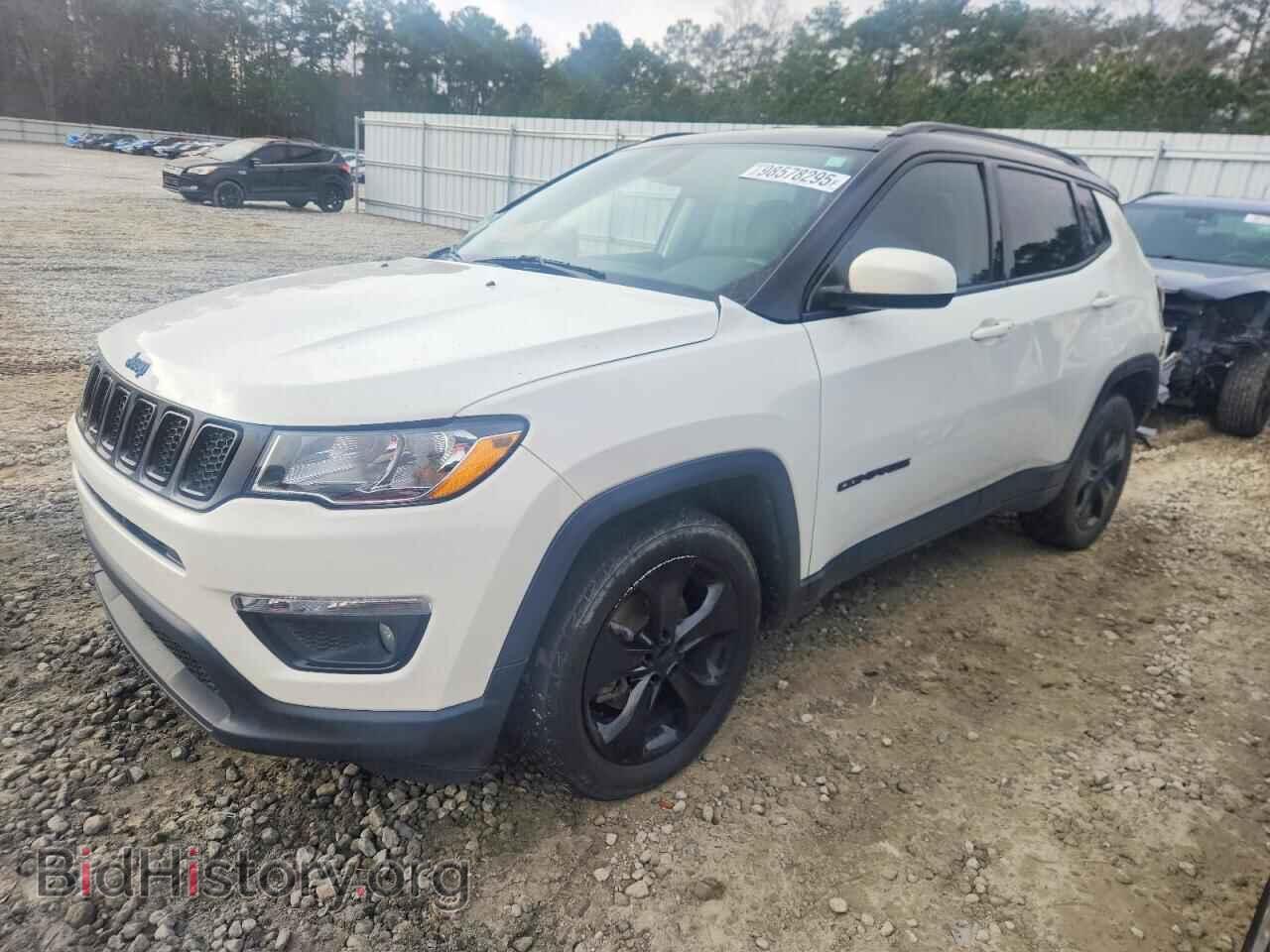 Photo 3C4NJCBB4KT692529 - JEEP COMPASS 2019