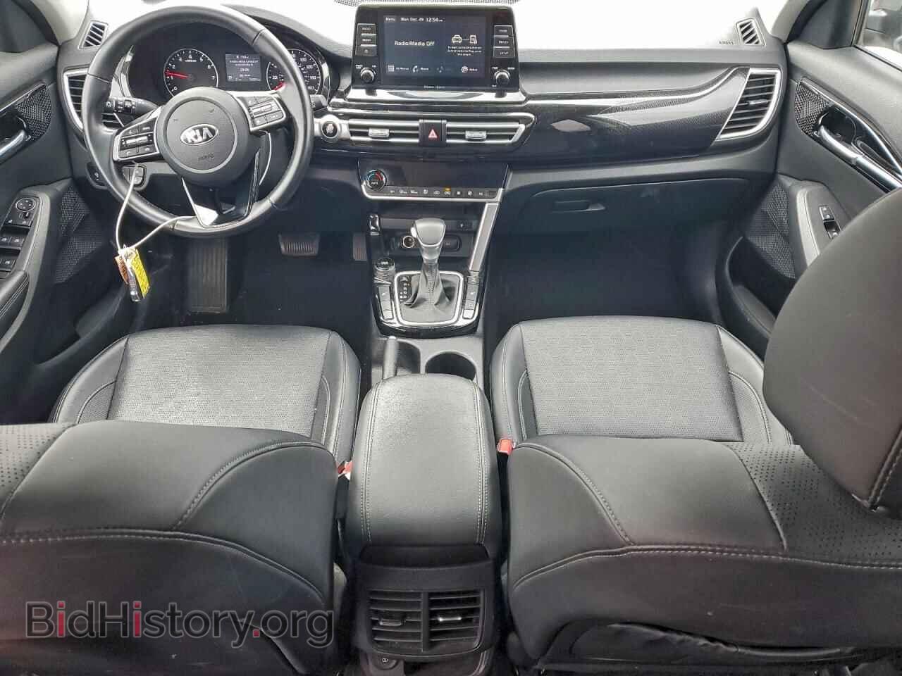 2021 KIA SELTOS - VIN: KNDERCAA5M7227668 - Фото 8