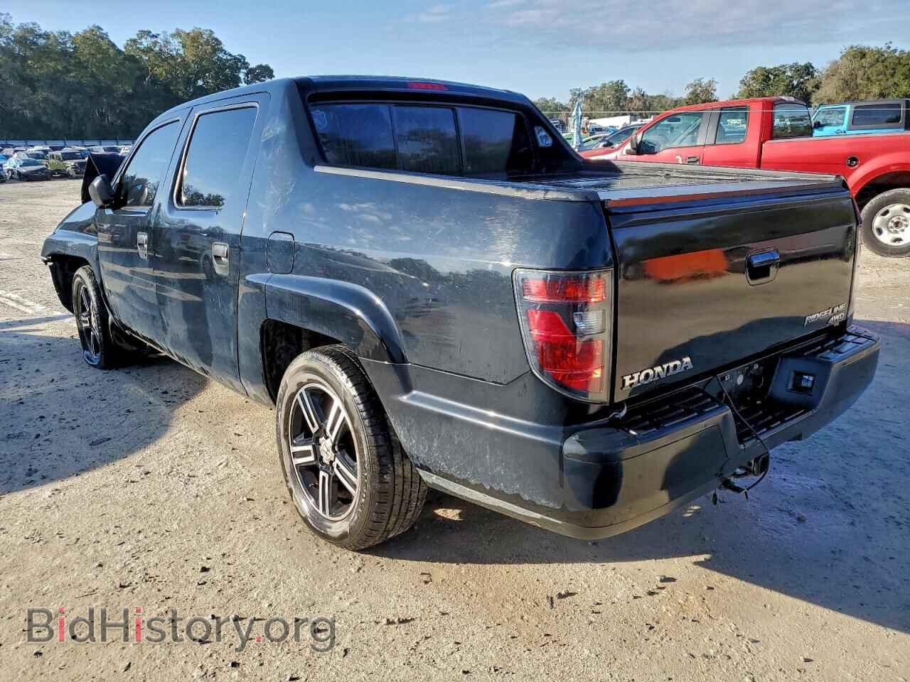 2013 HONDA RIDGELINE - VIN: 5FPYK1F71DB007318 - Фото 2