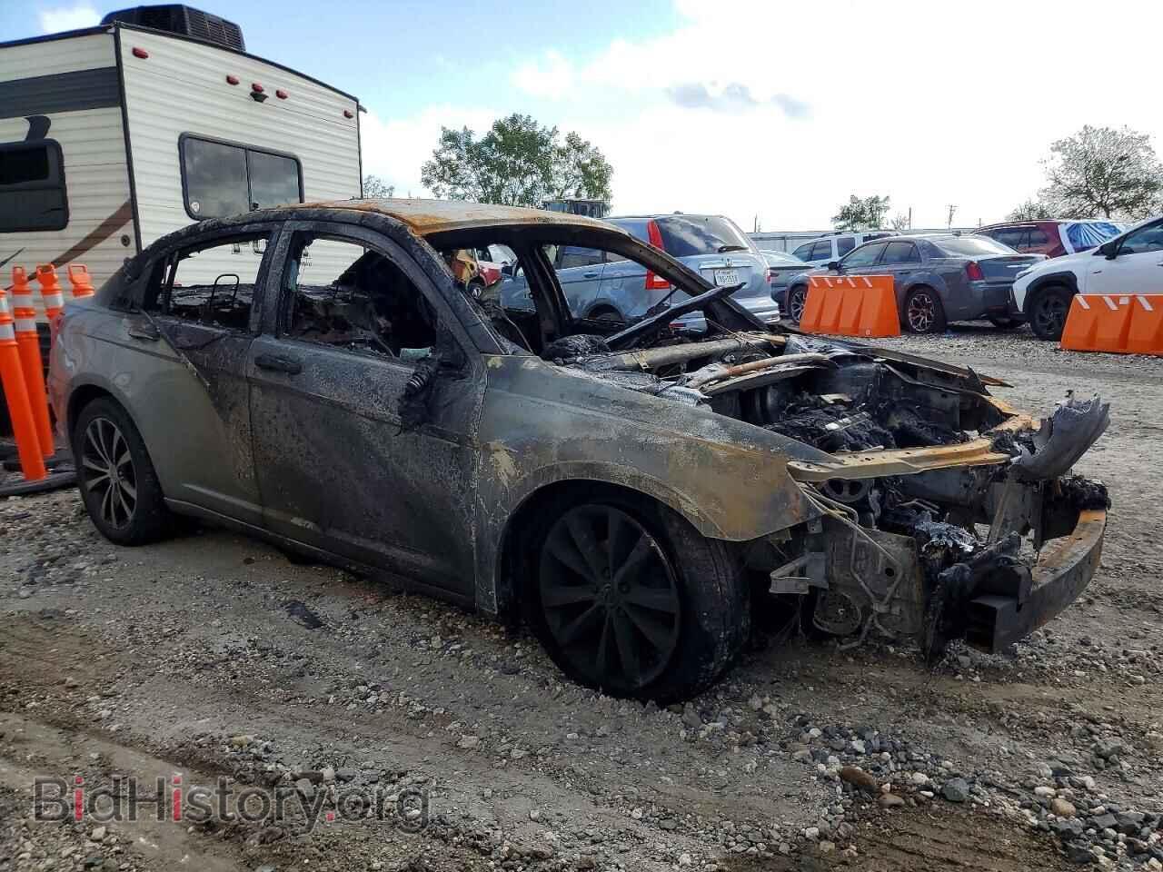 2014 CHRYSLER 200 - VIN: 1C3CCBBB2EN171619 - Photo 4