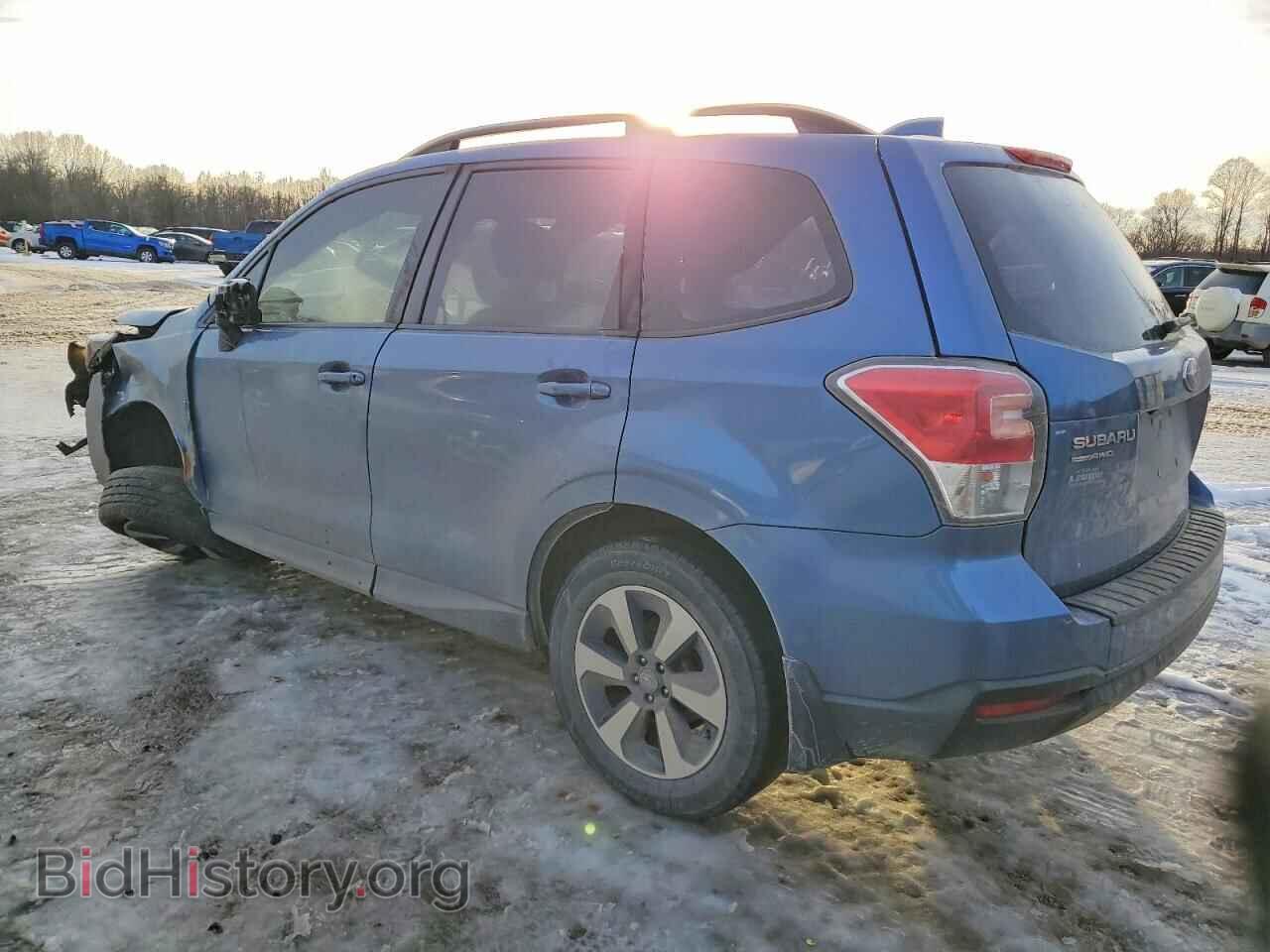 2017 SUBARU FORESTER - VIN: JF2SJABC3HH520470 - Фото 2
