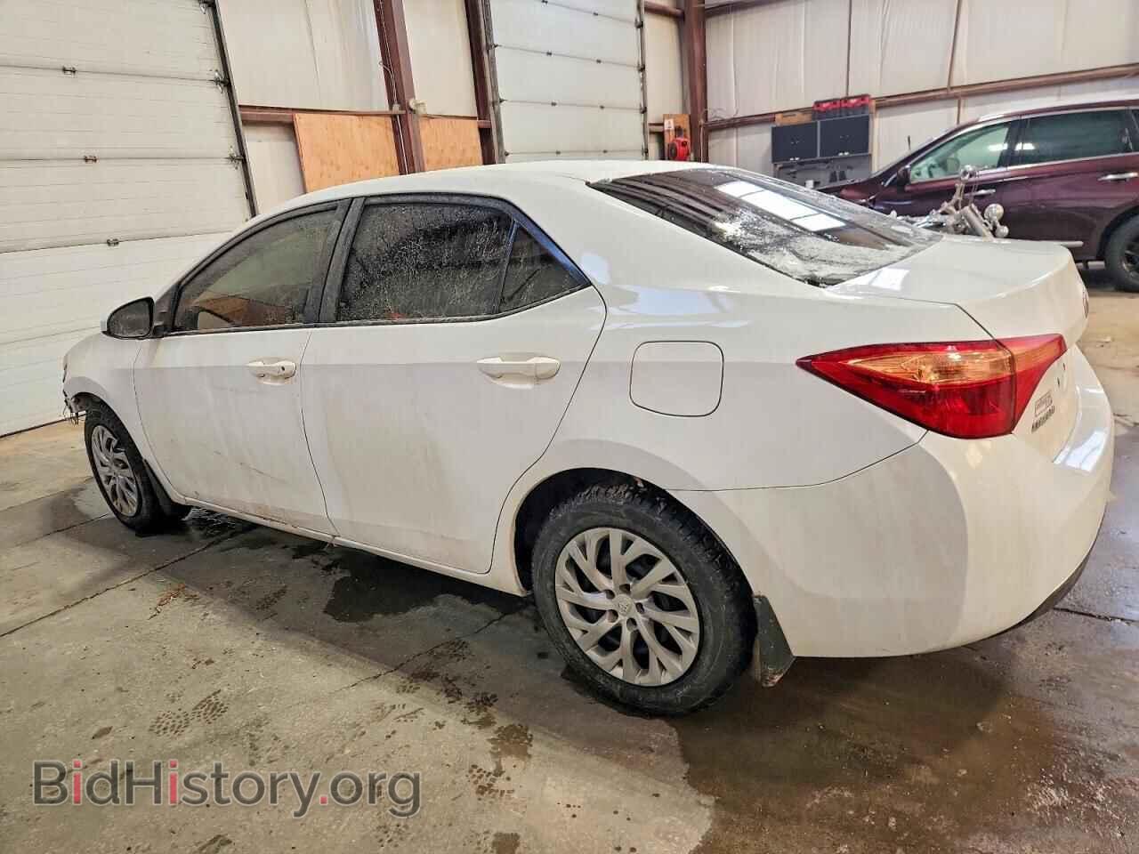 2017 TOYOTA COROLLA - VIN: 2T1BURHEXHC907812 - Фото 2