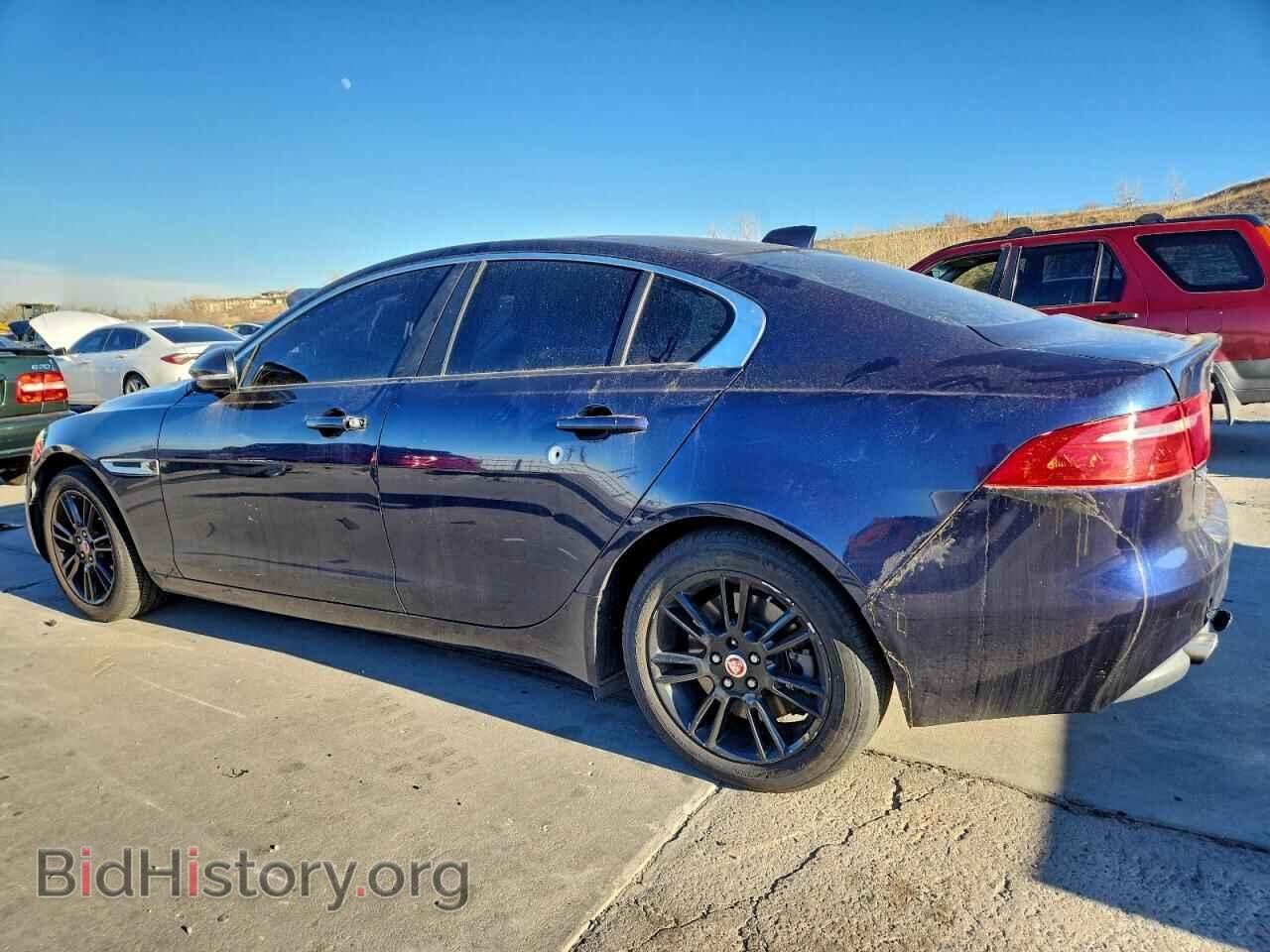 2017 JAGUAR XE - VIN: SAJAD4BG0HA972859 - Фото 2