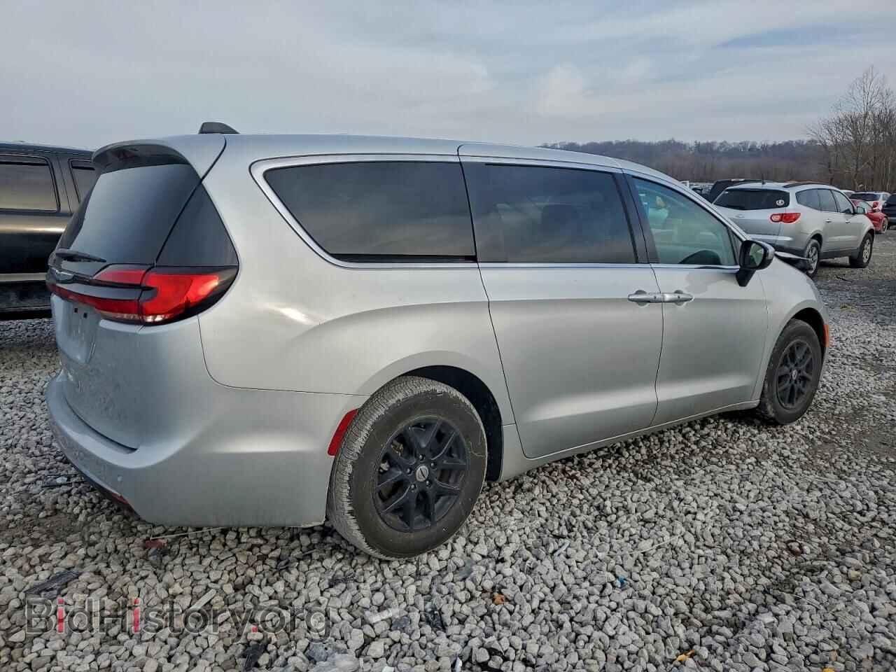 2023 CHRYSLER PACIFICA - VIN: 2C4RC1BG4PR571733 - Фото 3