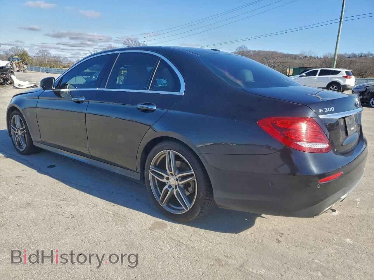 2017 MERCEDES-BENZ E-CLASS - VIN: WDDZF4KB5HA183922 - Фото 2