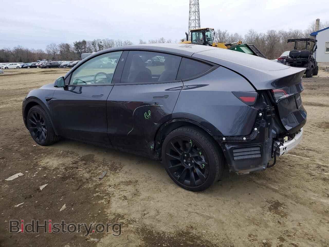 2024 TESLA MODEL Y - VIN: 7SAYGDED5RF075845 - Фото 2