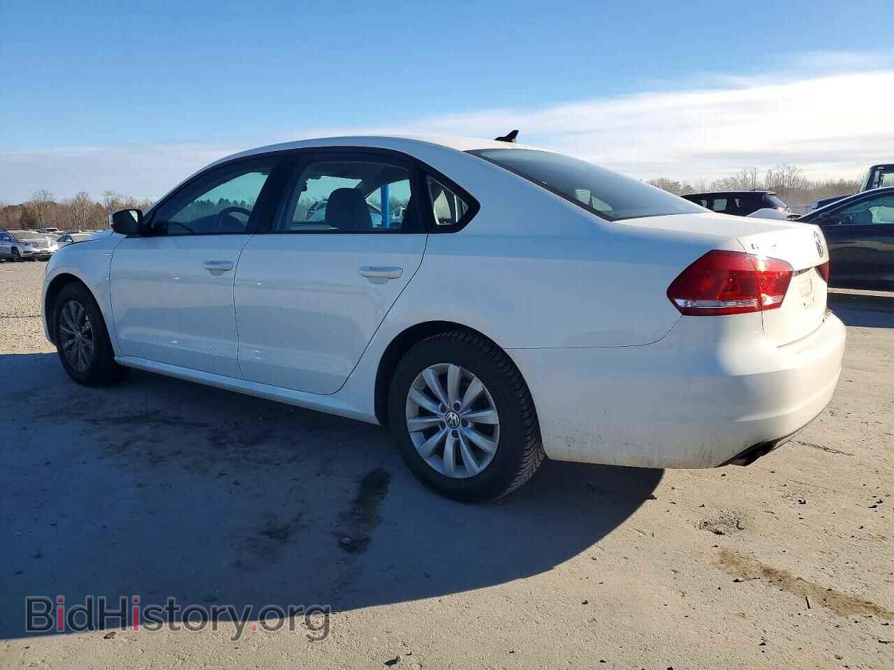 2015 VOLKSWAGEN PASSAT - VIN: 1VWAT7A37FC043252 - Фото 2