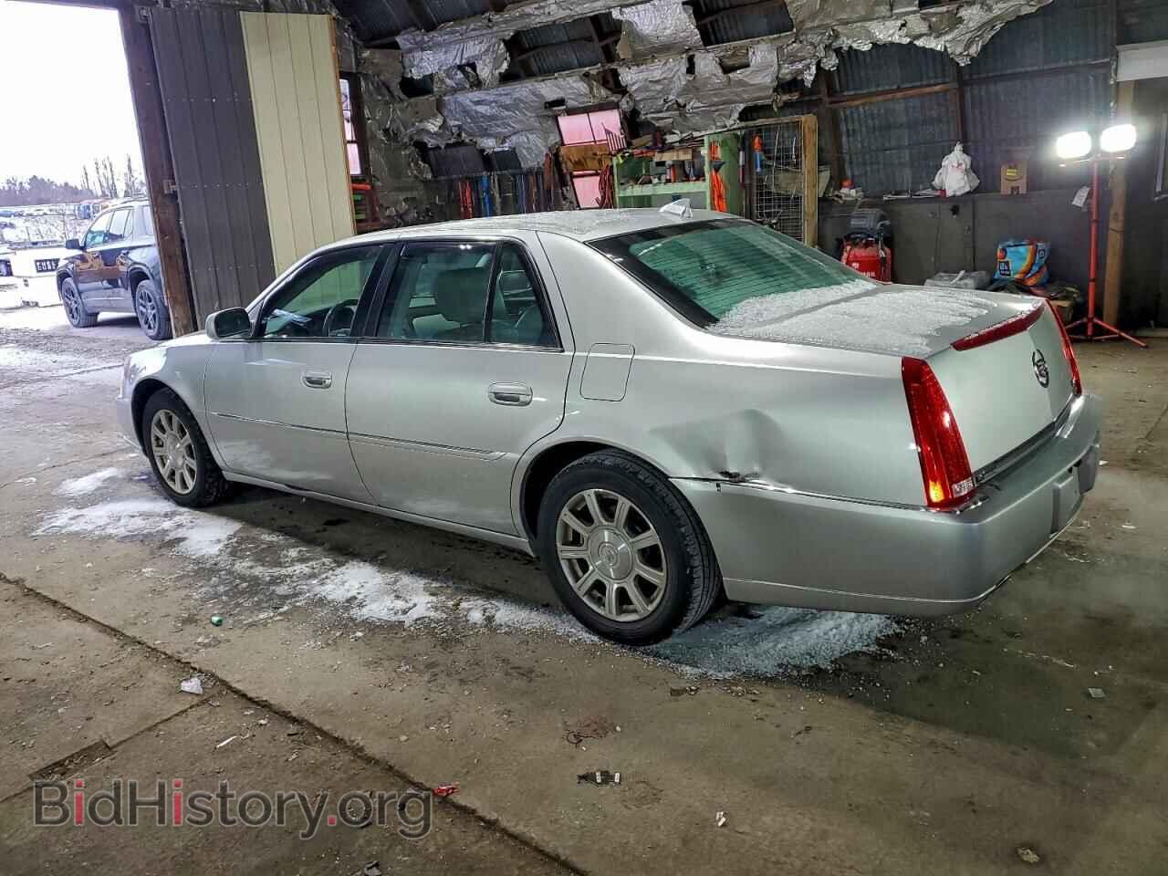 2011 CADILLAC DTS - VIN: 1G6KA5E60BU120539 - Фото 2