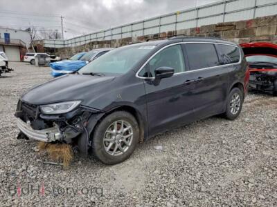2021 Chrysler PACIFICA Touring, черный — VIN 2C4RC1FG2MR592327, Copart