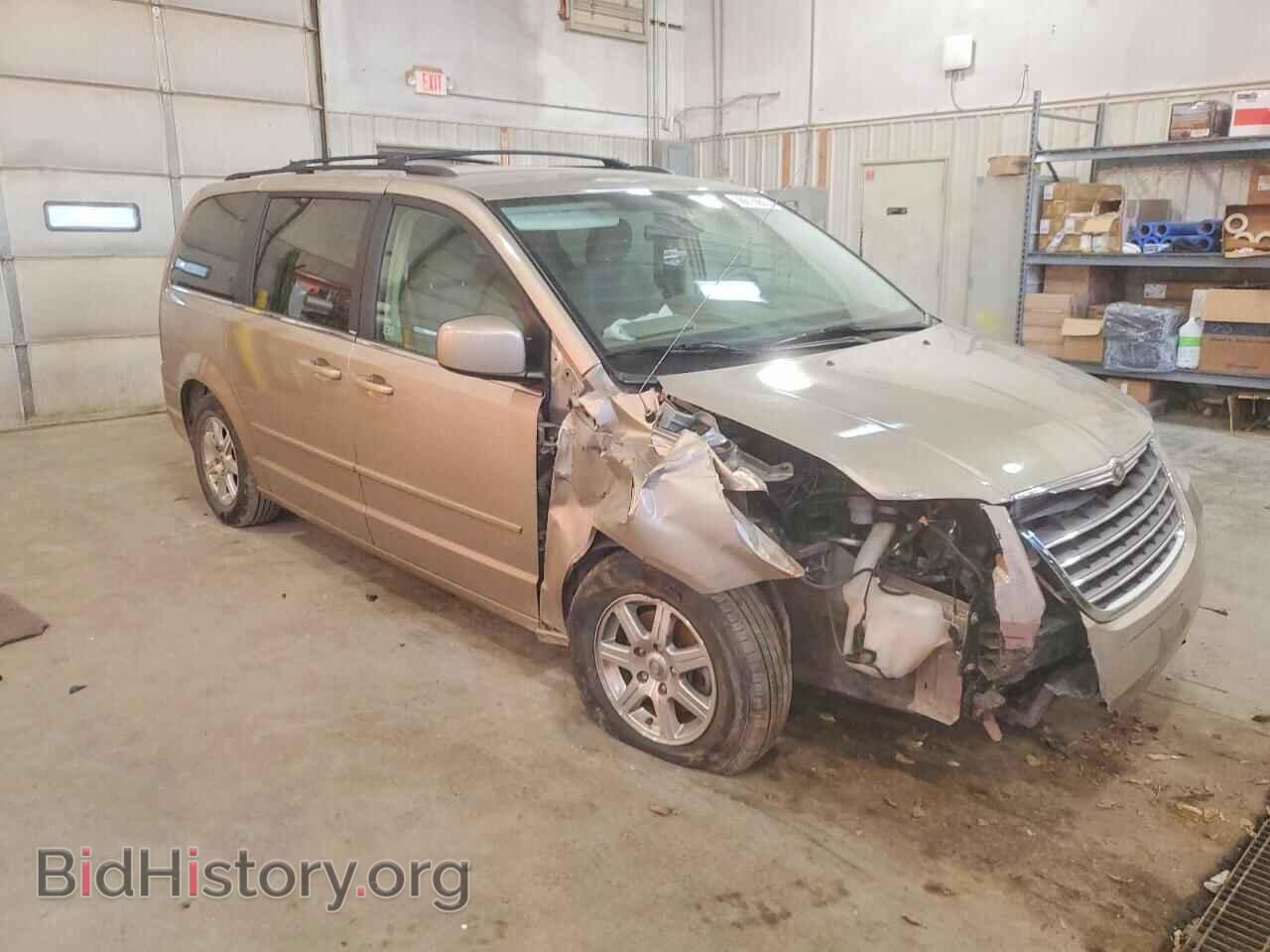 2008 CHRYSLER MINIVAN - VIN: 2A8HR54P68R713797 - Фото 4