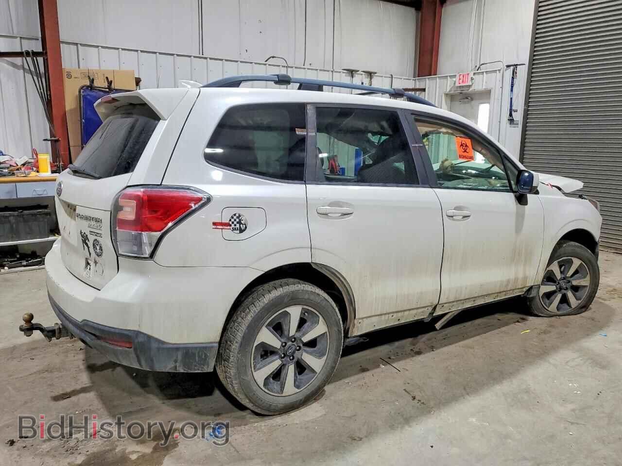 2017 SUBARU FORESTER - VIN: JF2SJAEC2HH802787 - Фото 3