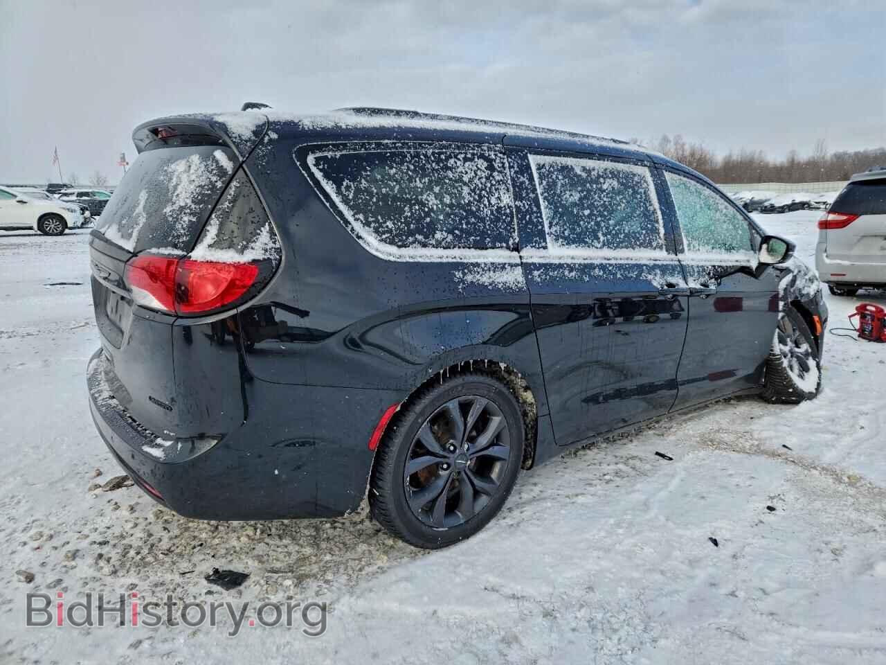 2018 CHRYSLER PACIFICA - VIN: 2C4RC1GG5JR260201 - Фото 3