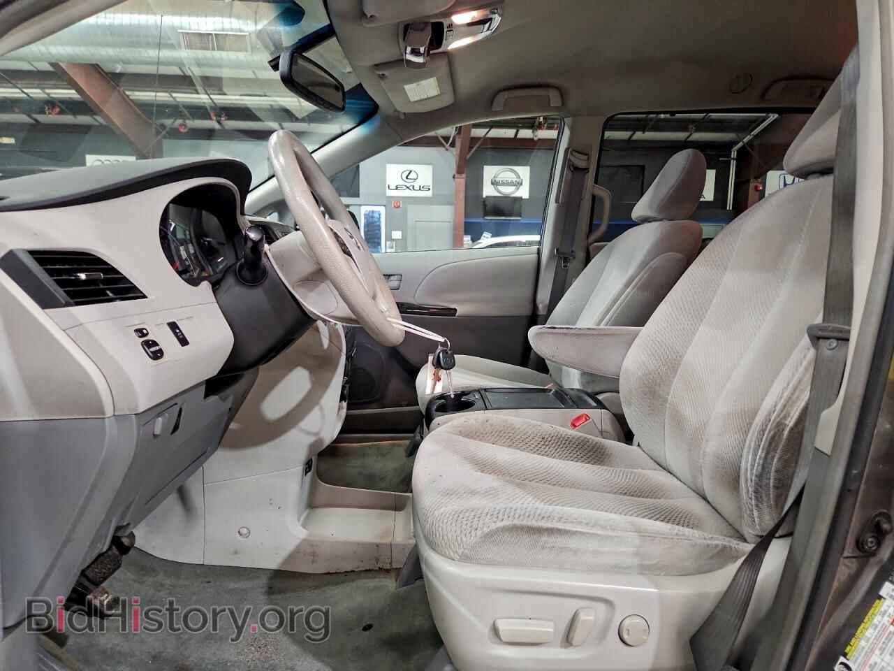 2011 TOYOTA All Models - VIN: 5TDJK3DC3BS022322 - Фото 7