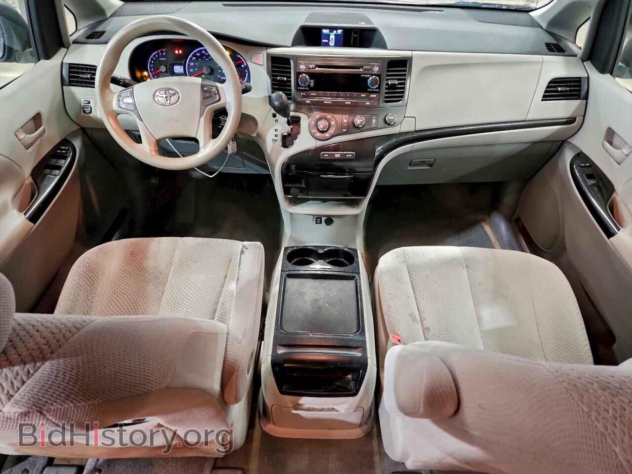 2011 TOYOTA All Models - VIN: 5TDJK3DC3BS022322 - Фото 8