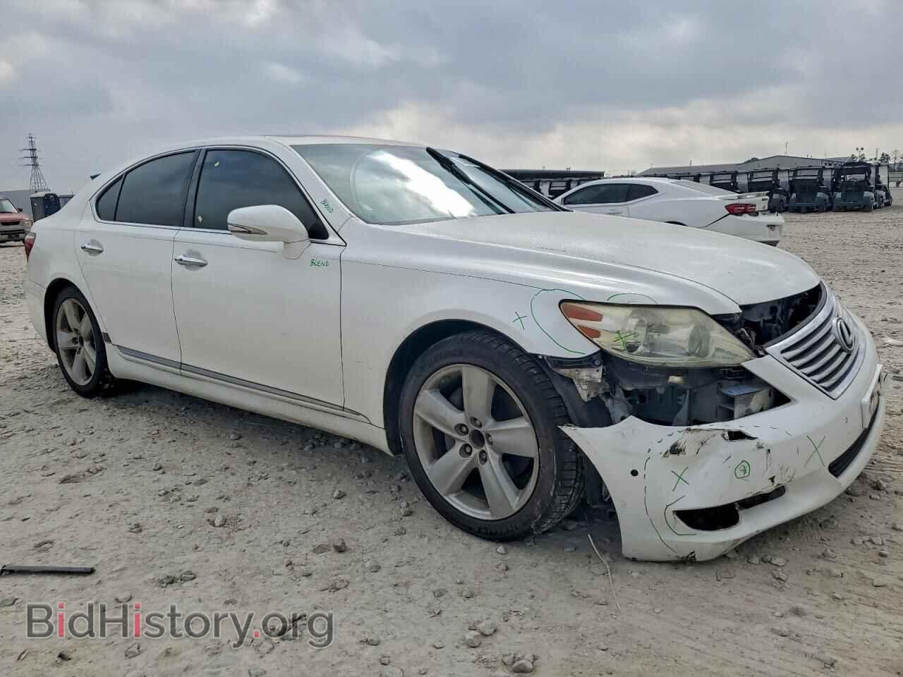 2012 LEXUS LS460 - VIN: JTHBL5EF3C5113764 - Photo 4