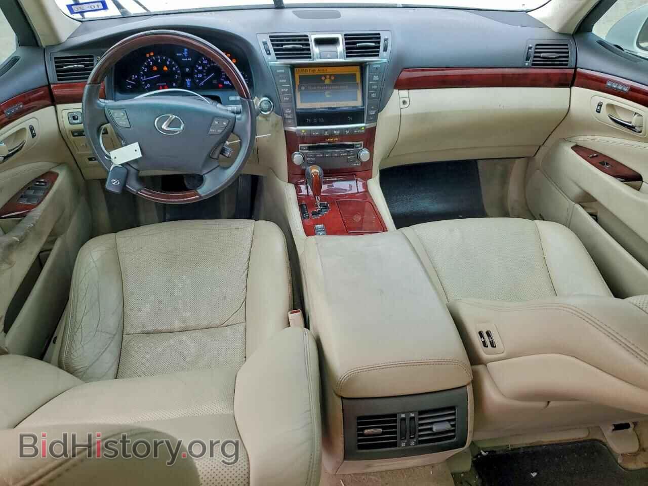 2012 LEXUS LS460 - VIN: JTHBL5EF3C5113764 - Photo 8