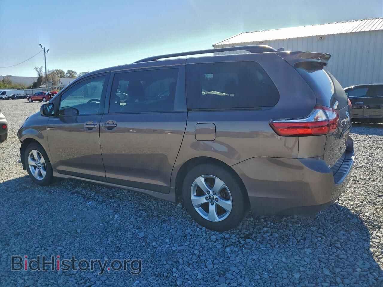 2018 TOYOTA All Models - VIN: 5TDKZ3DC2JS935085 - Фото 2