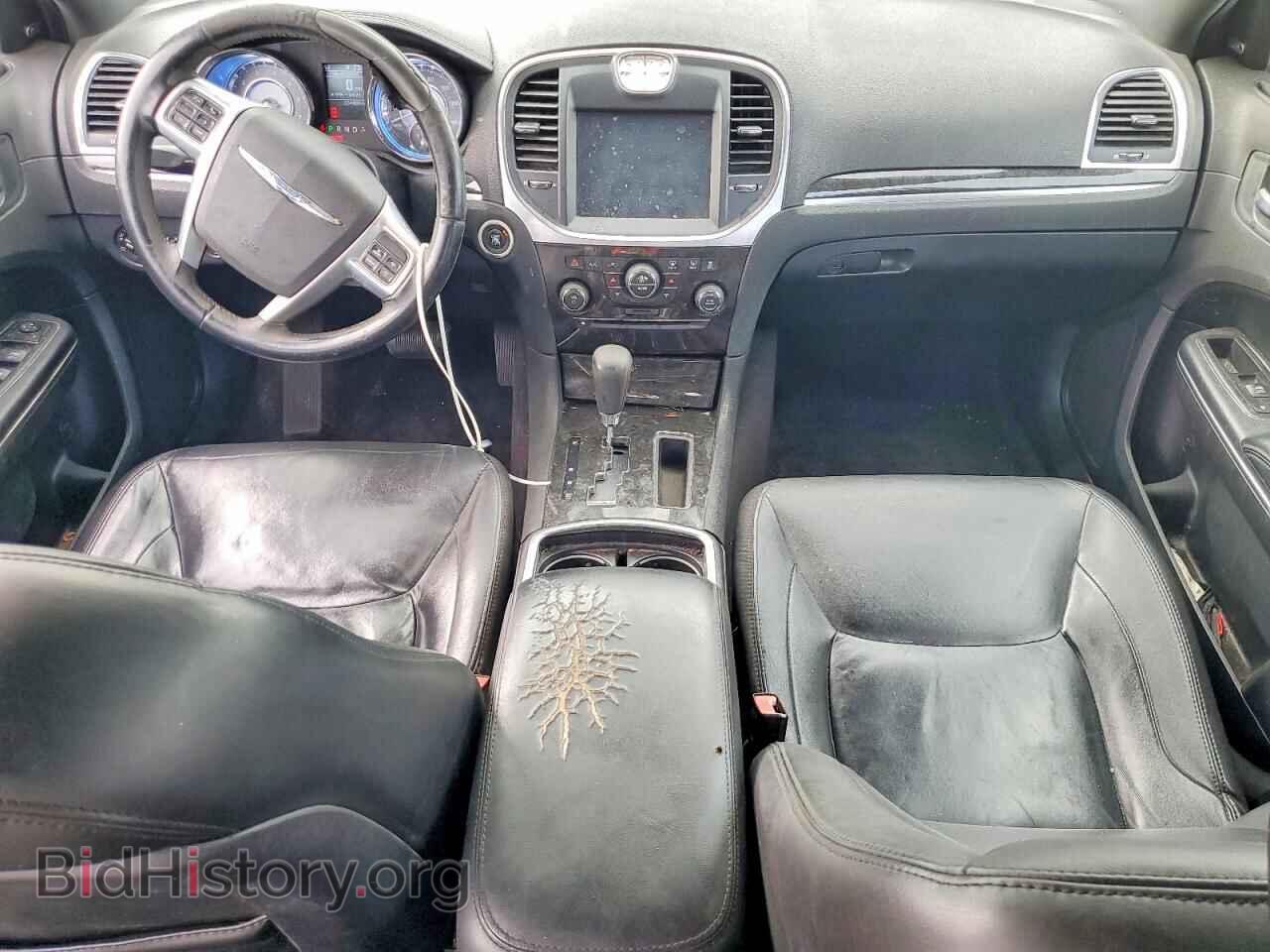 2011 CHRYSLER 300 - VIN: 2C3CA5CG2BH557950 - Фото 8