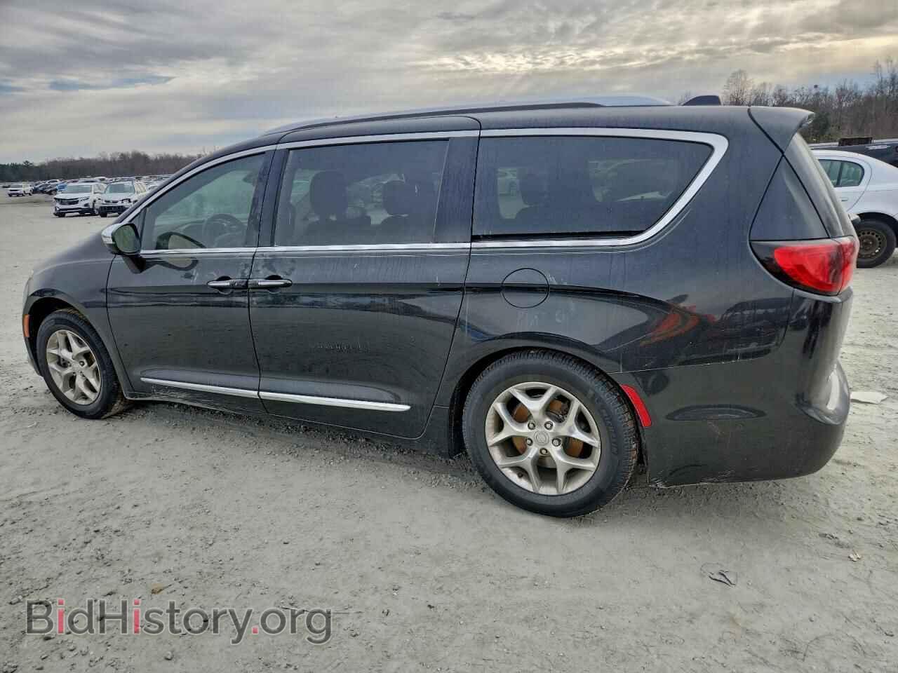 2018 CHRYSLER PACIFICA - VIN: 2C4RC1GG2JR211781 - Фото 2