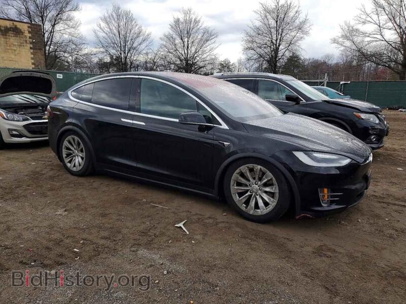 2017 Tesla MODEL X (VIN 5YJXCBE28HF048046) — фото 4 из 13