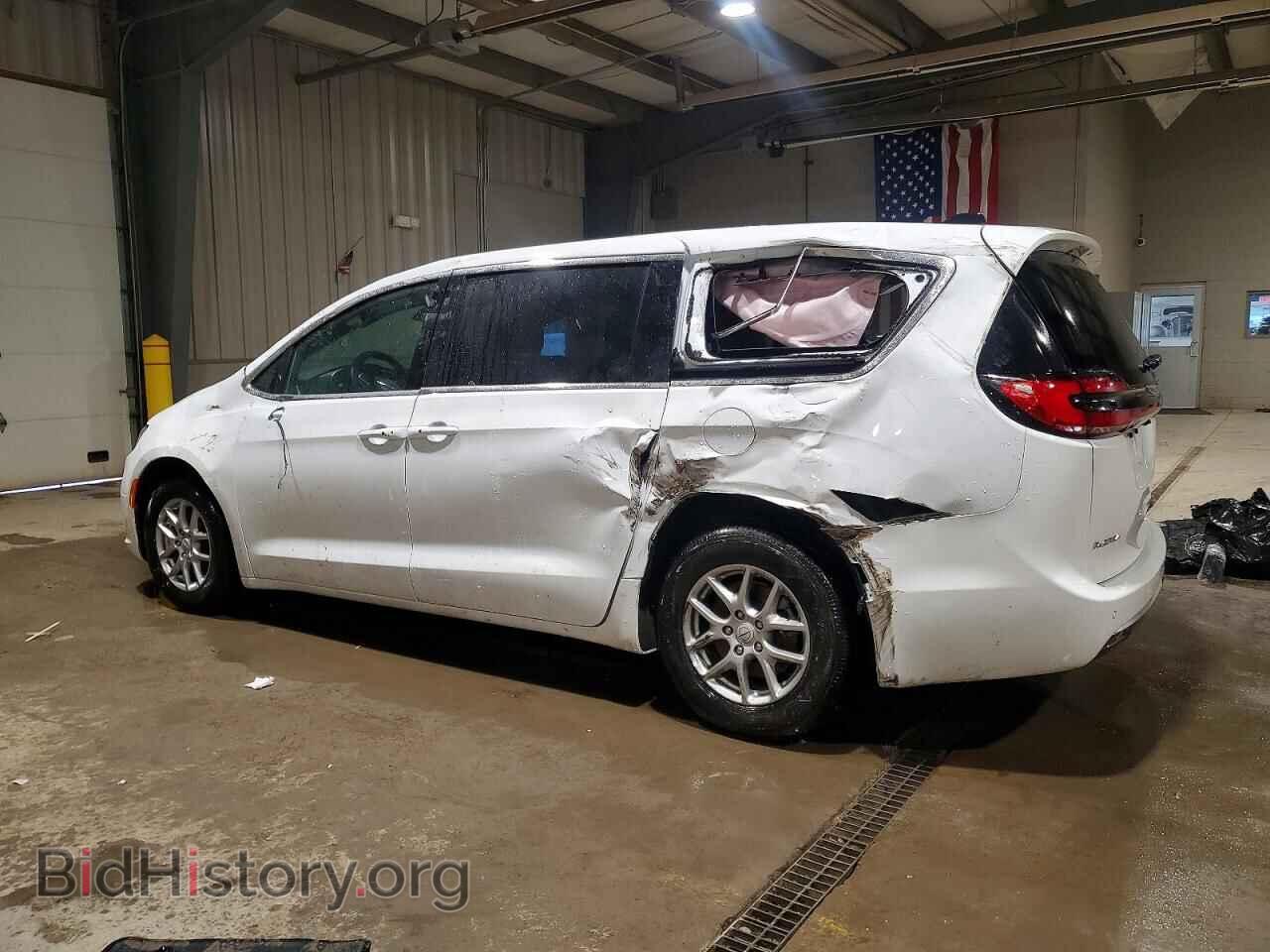 2026 CHRYSLER PACIFICA S - VIN: 2C4RC1BG5TR188751 - Photo 2