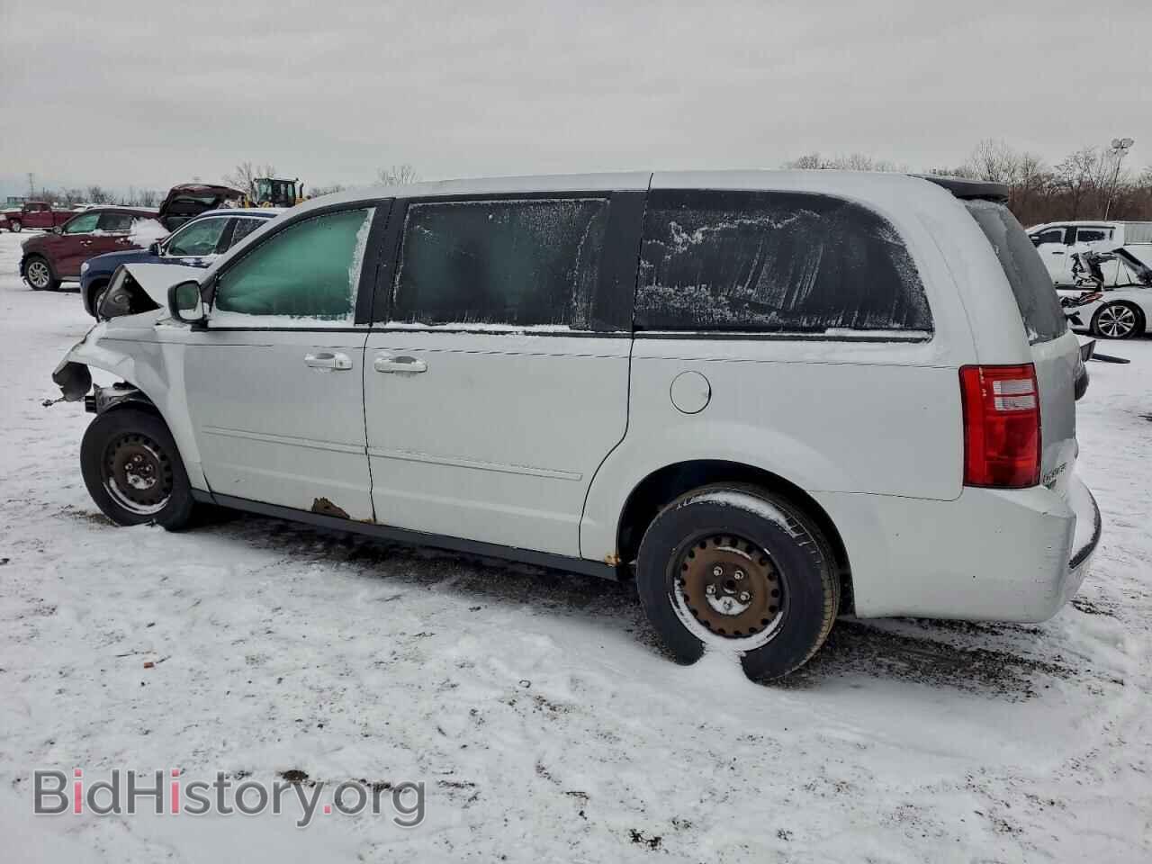 2010 DODGE CARAVAN - VIN: 2D4RN4DE1AR174823 - Photo 2