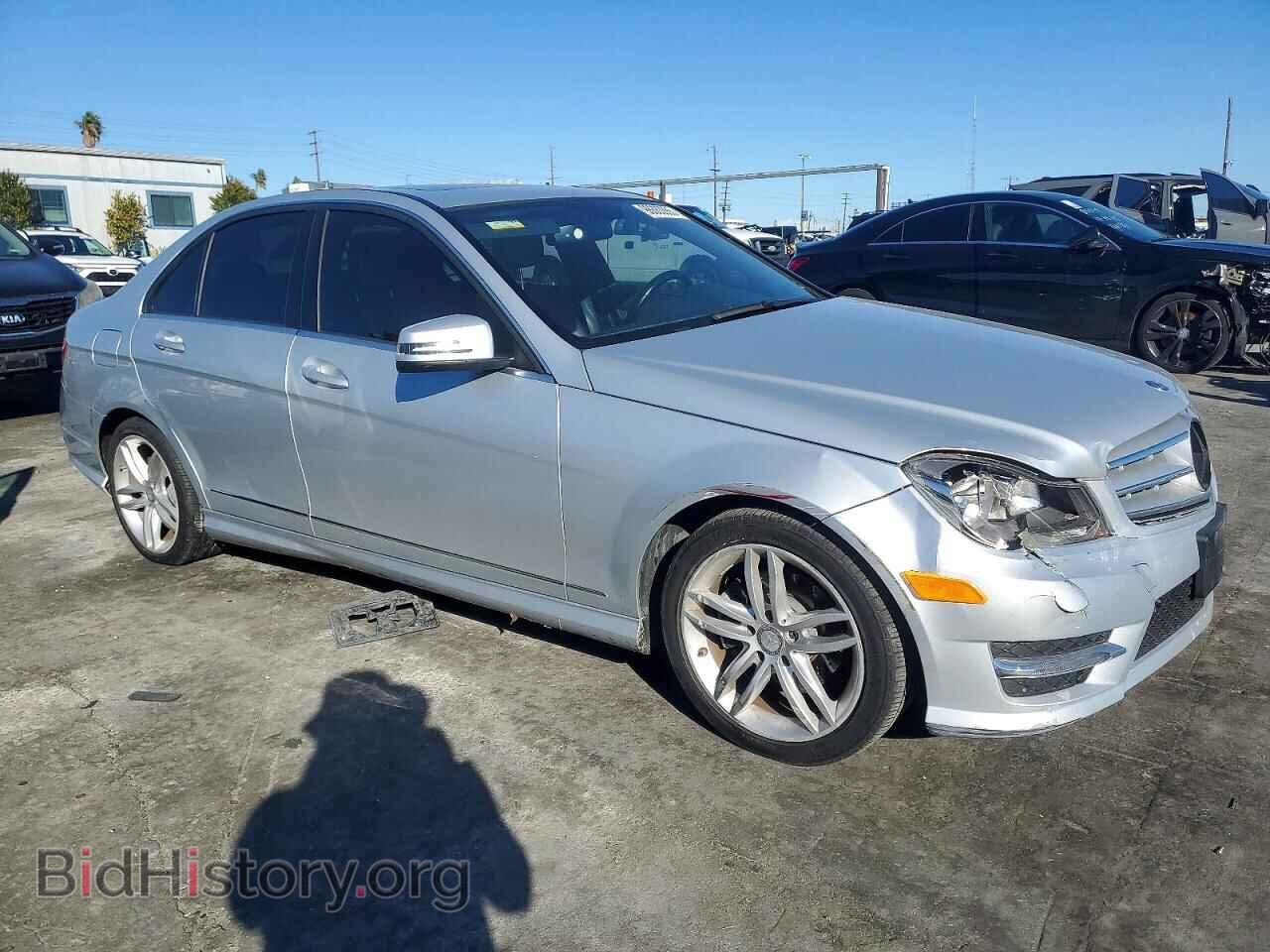 2013 MERCEDES-BENZ C-CLASS - VIN: WDDGF4HB7DA859246 - Фото 4