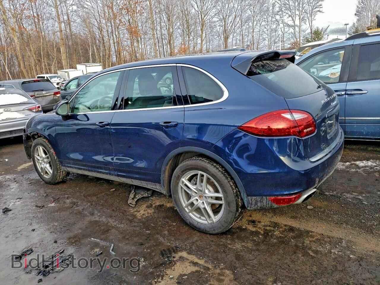 2013 PORSCHE CAYENNE - VIN: WP1AA2A25DLA10636 - Photo 2