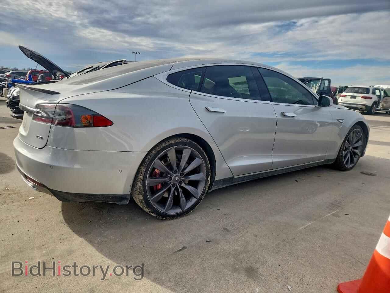 2015 TESLA MODEL S - VIN: 5YJSA1E25FF117167 - Фото 3