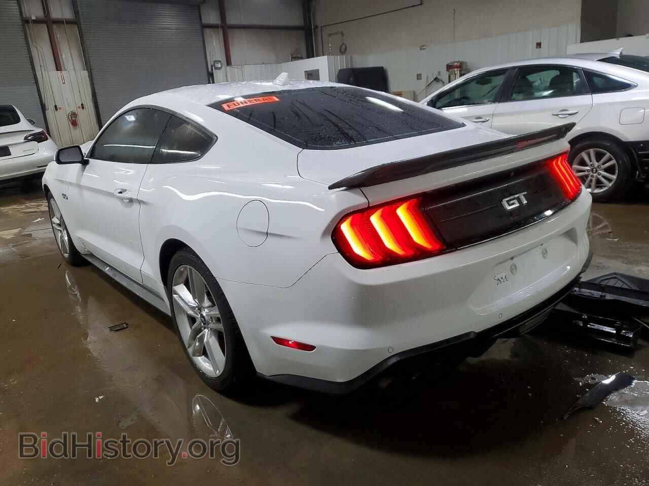 2021 FORD MUSTANG - VIN: 1FA6P8CF4M5135100 - Фото 2