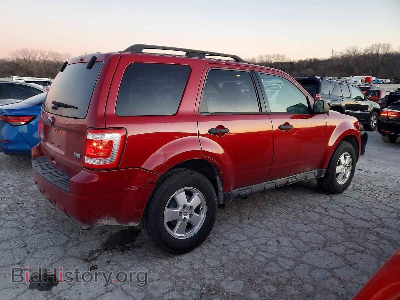 2011 FORD ESCAPE - VIN: 1FMCU9DG6BKB72663 - Фото 3