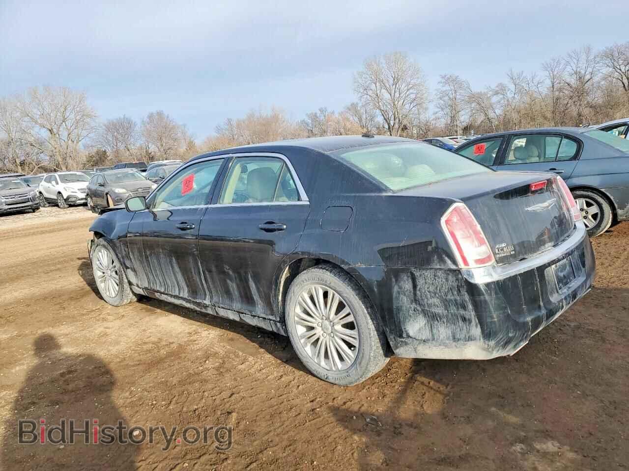 2013 CHRYSLER 300 - VIN: 2C3CCARG3DH530267 - Фото 2