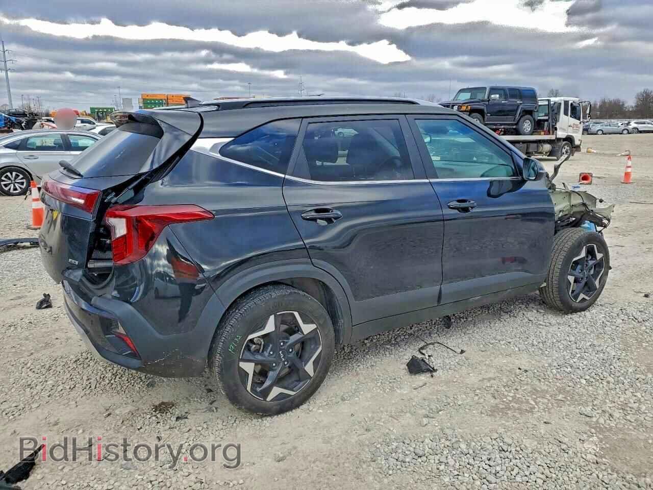 2024 KIA SELTOS - VIN: KNDERCAA8R7534744 - Фото 3