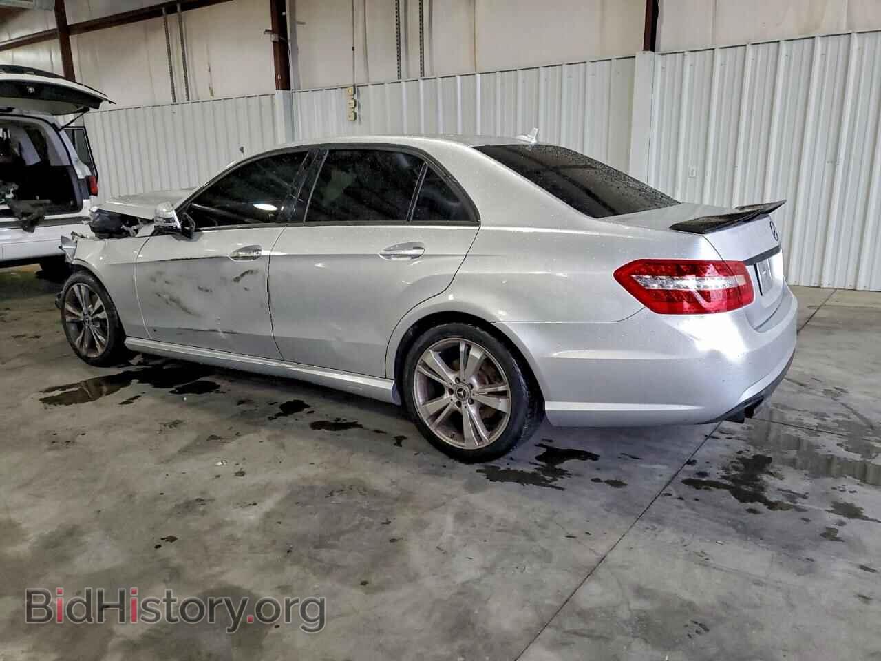2013 MERCEDES-BENZ E-CLASS - VIN: WDDHF5KB4DA687017 - Фото 2