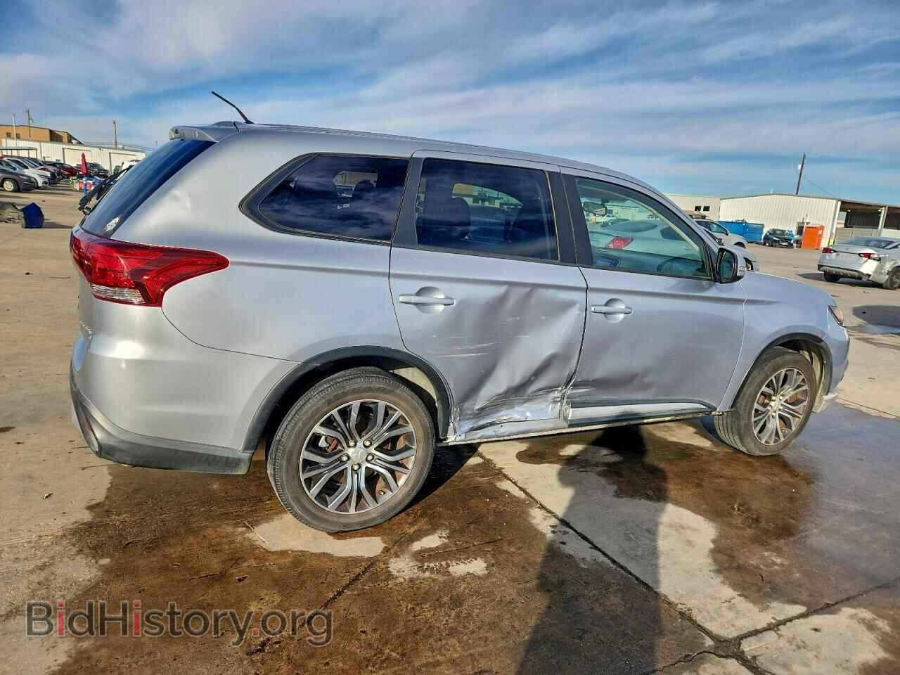 2016 MITSUBISHI OUTLANDER - VIN: JA4AD3A32GZ003744 - Фото 3