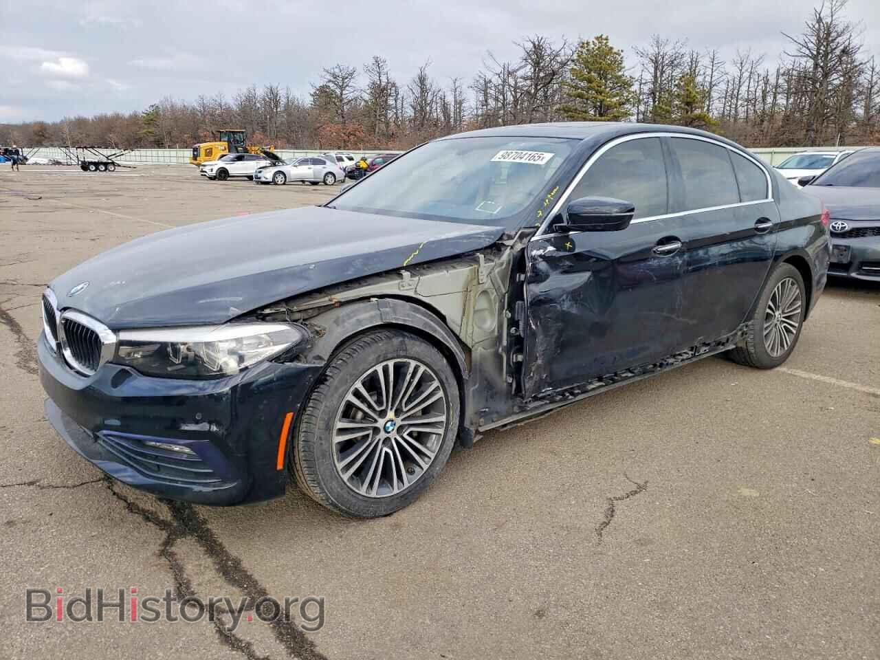 Фотография WBAJA5C57JWA35882 - BMW 5 SERIES 2018