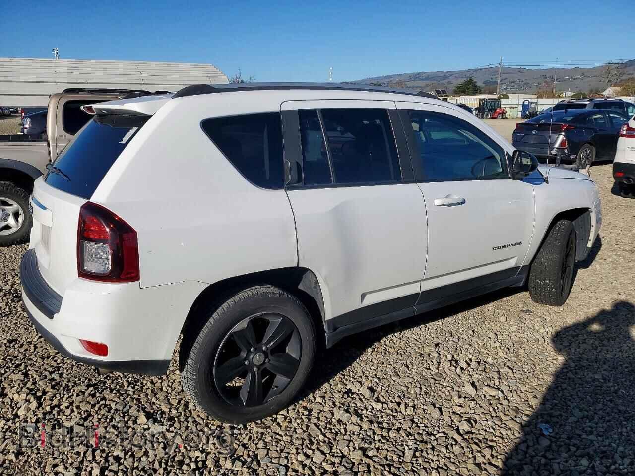 2016 JEEP COMPASS - VIN: 1C4NJCBA6GD743808 - Фото 3
