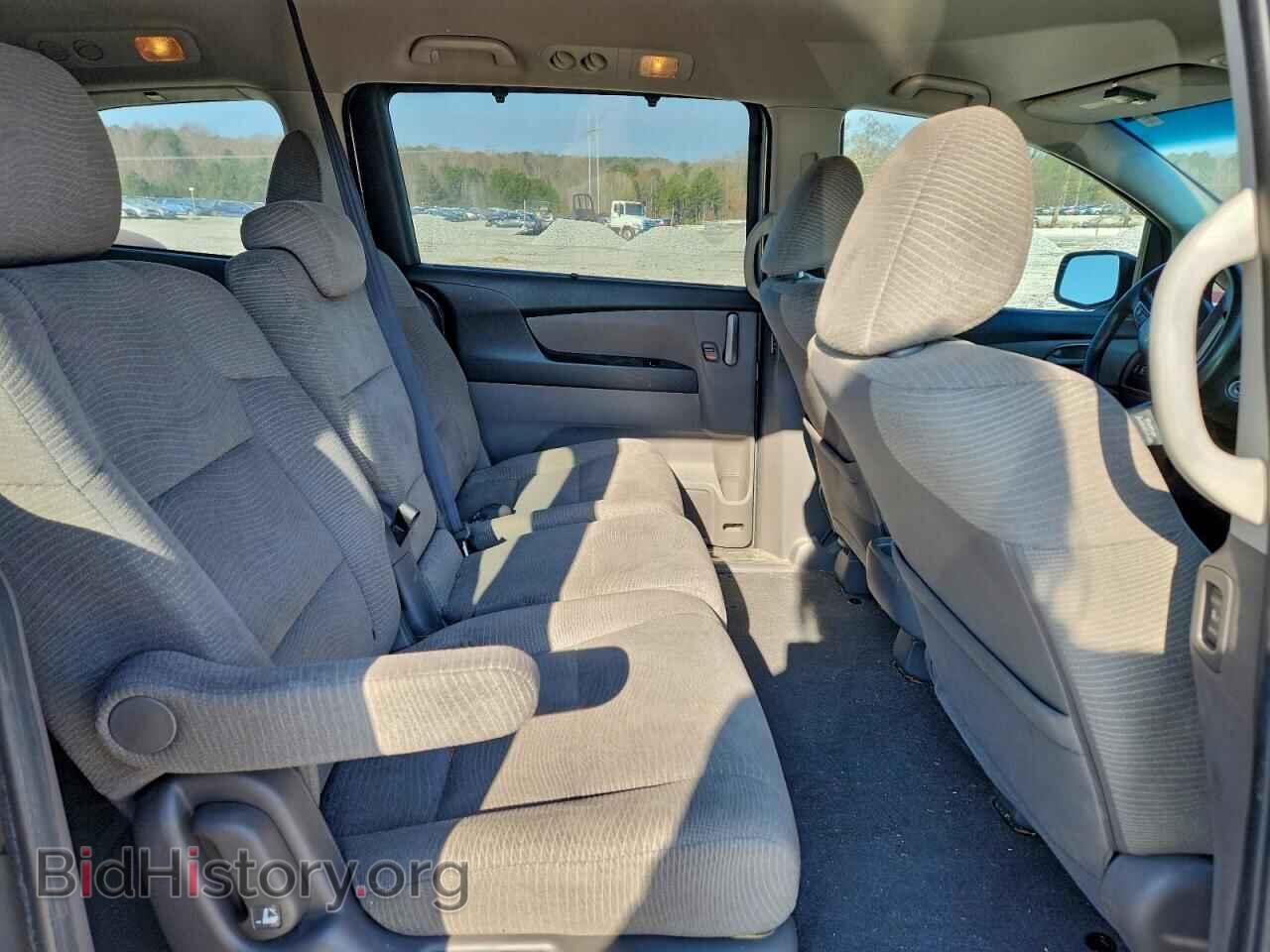 2011 HONDA All Models - VIN: 5FNRL5H40BB092329 - Photo 11