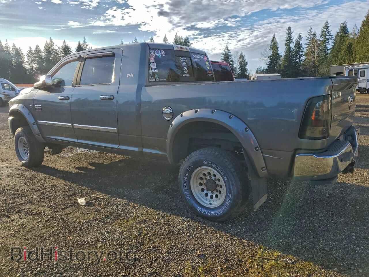 2011 DODGE All Models - VIN: 3D73Y3HL3BG622957 - Photo 2